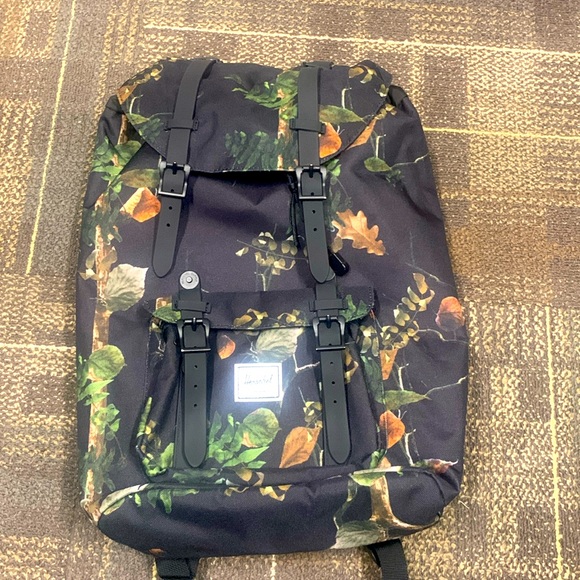 Hershel book bag NEW!! - Picture 1 of 9